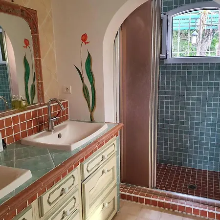 Grande 6 Avec Piscine Privee Chauffee, Vue Mer, Climatisation Et Jardin - Fr-1-768-31 * Les Issambres